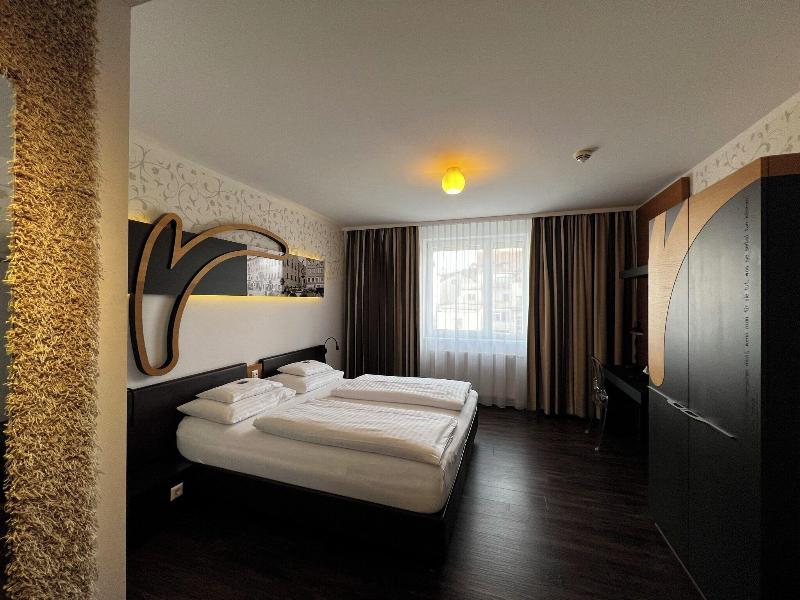 H+ Hotel Ried - Oda