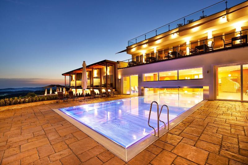 Revita Hotel Kocher - Havuz