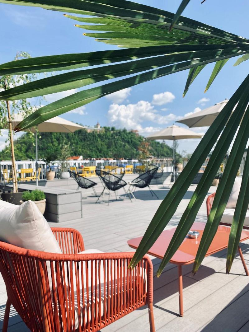Lendhotel - Teras