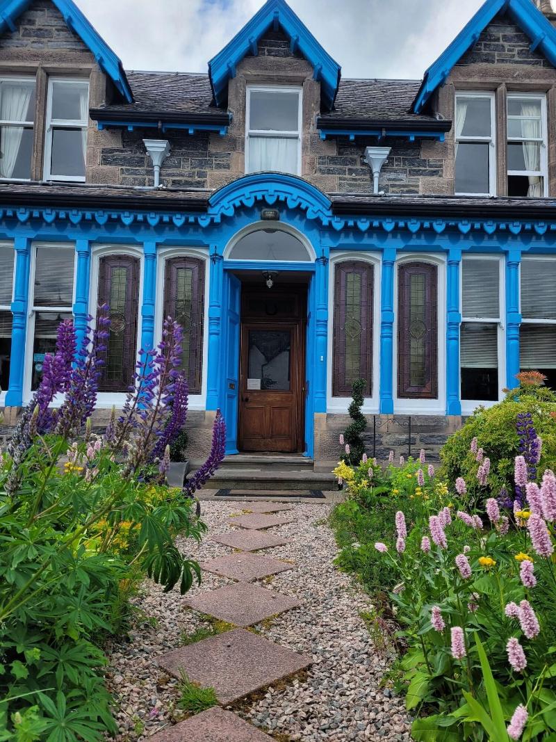 Dunallan House - Genel