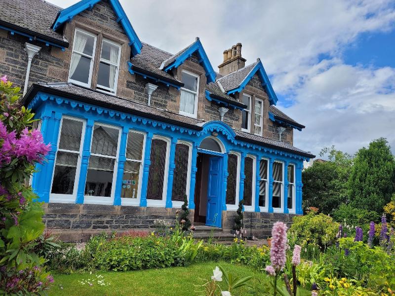 Dunallan House - Genel