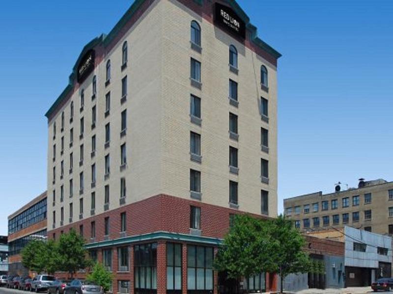 Crescent Hotel - Genel