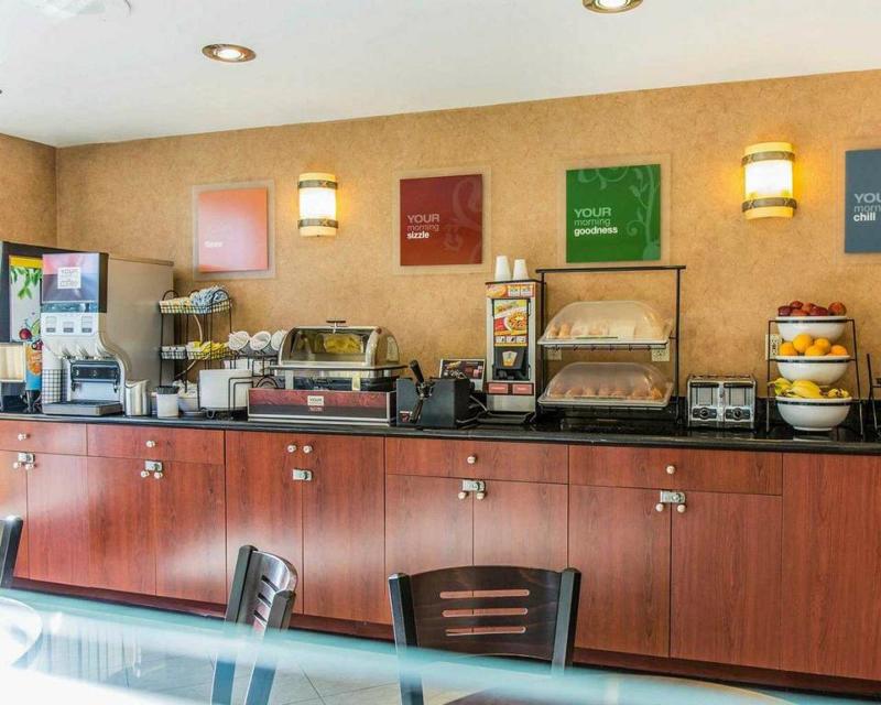 Crescent Hotel - Restoran