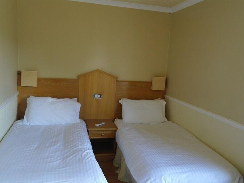 Gleniffer Hotel - Oda