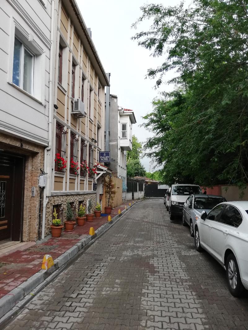 Galley Hotel - Genel