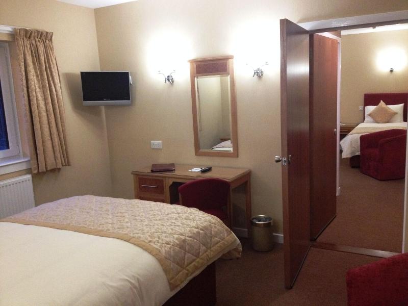 Laichmoray Hotel - Oda