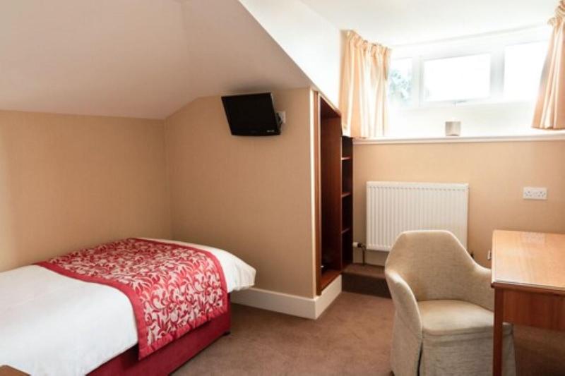 Laichmoray Hotel - Oda
