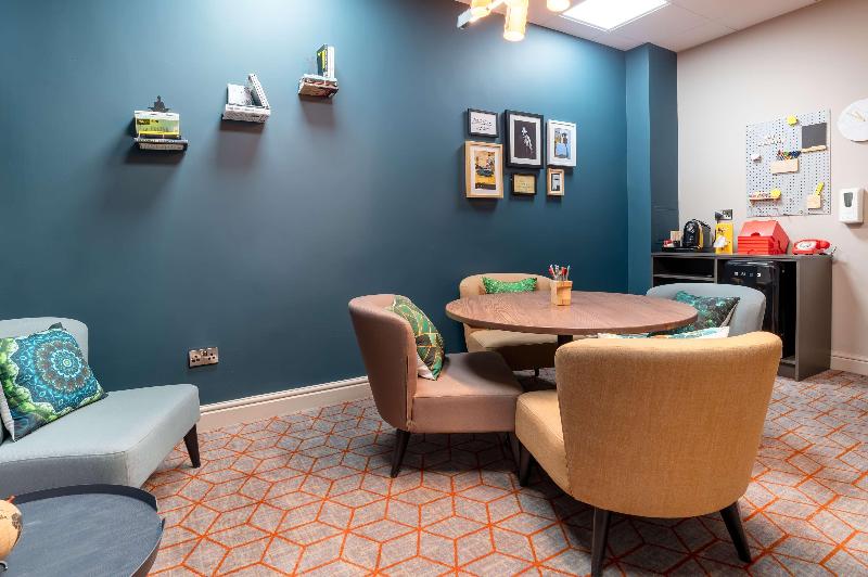 Hilton Garden Inn London Heathrow Airport - Toplantı