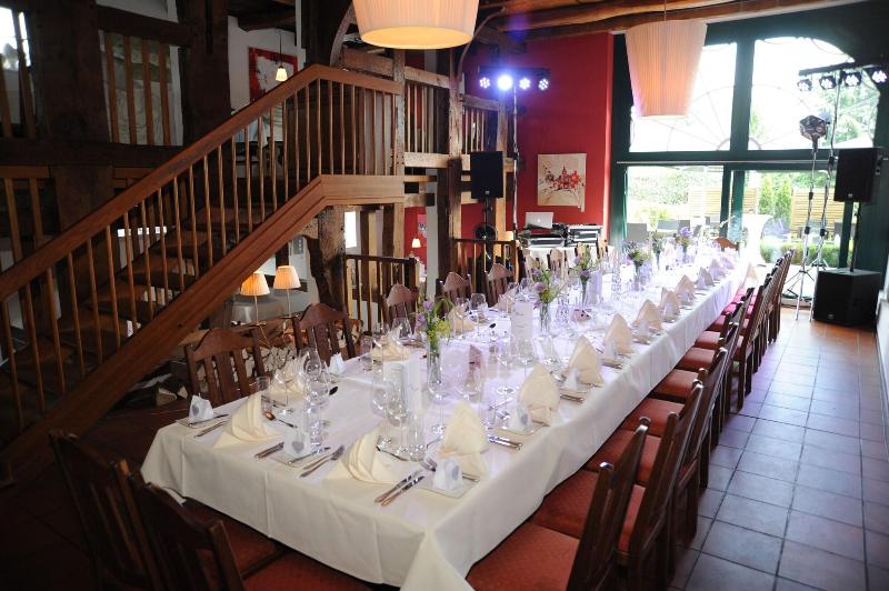 Schlichte Hof - Restoran