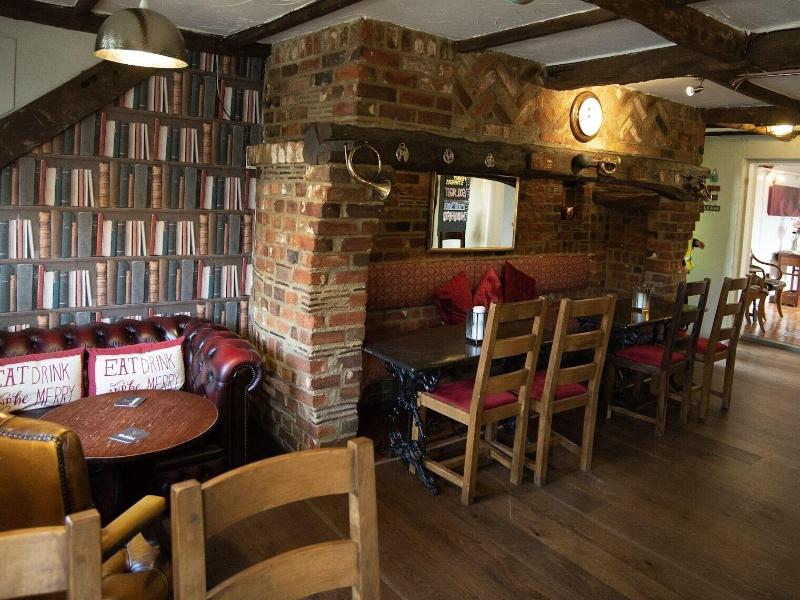 The Heath Inn - Bar