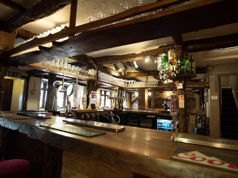 The Heath Inn - Bar