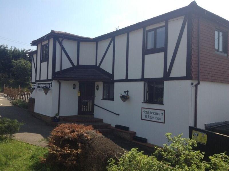 The Heath Inn - Genel