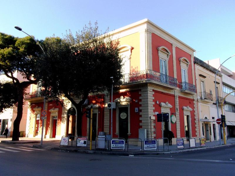 Palazzo Osanna - Genel