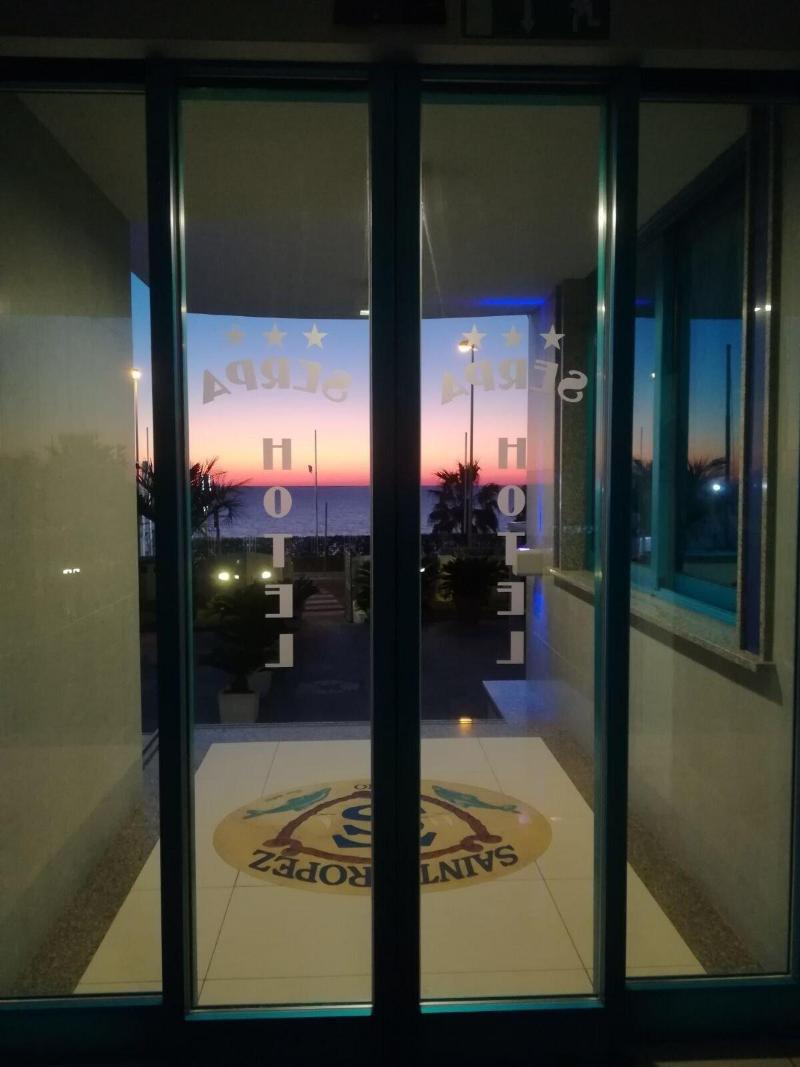 Serpa Hotel Anzio - Lobi
