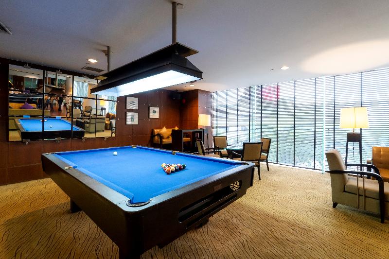 Century Park Hotel - Bar