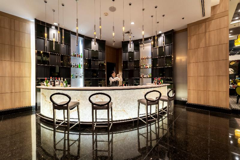 Century Park Hotel - Bar