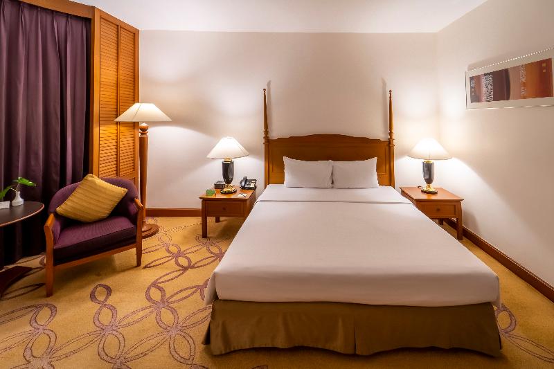 Century Park Hotel - Oda