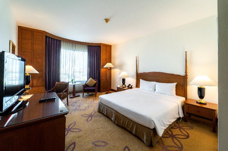 Century Park Hotel - Oda