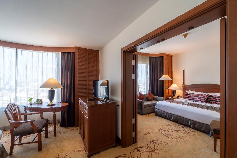 Century Park Hotel - Oda
