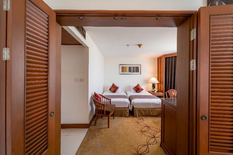 Century Park Hotel - Oda