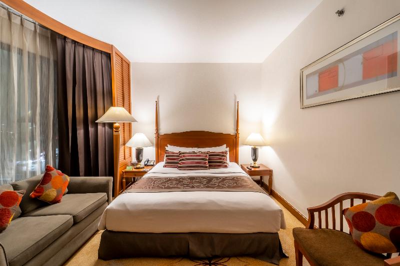Century Park Hotel - Oda