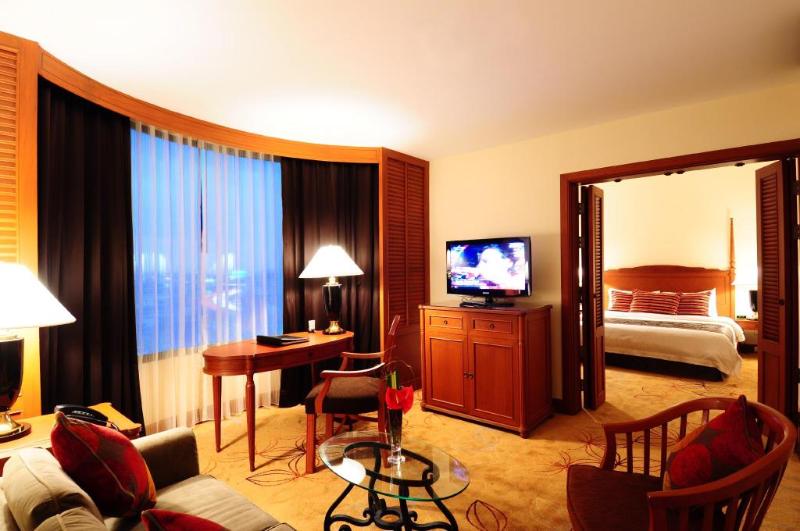 Century Park Hotel - Oda