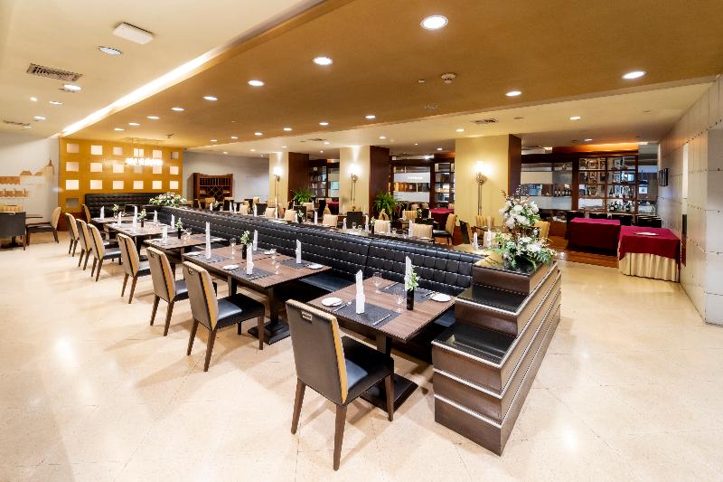 Century Park Hotel - Restoran