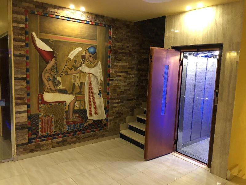 Great Pyramid Inn - Genel