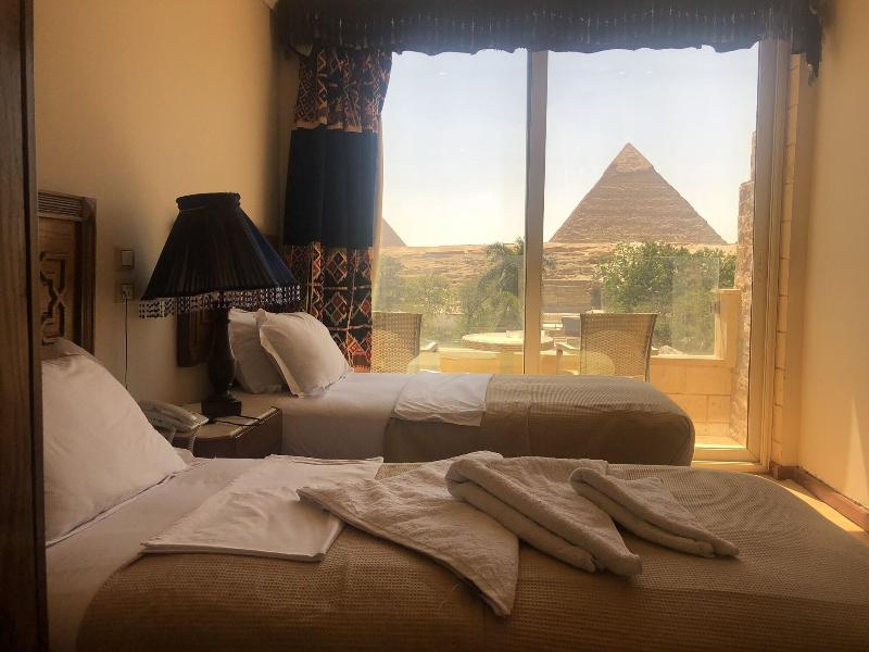 Great Pyramid Inn - Oda
