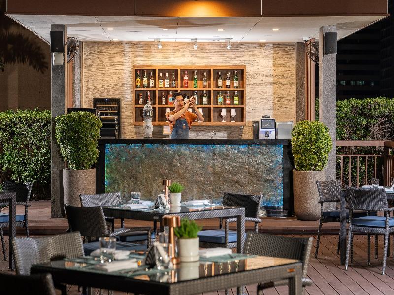 Holiday Inn Bangkok Silom - Restoran