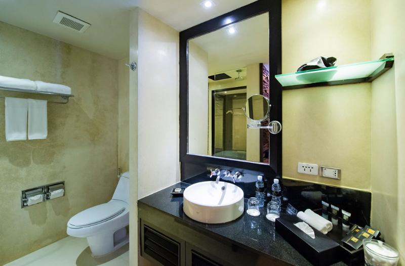 Impiana Resort Patong Phuket - Oda