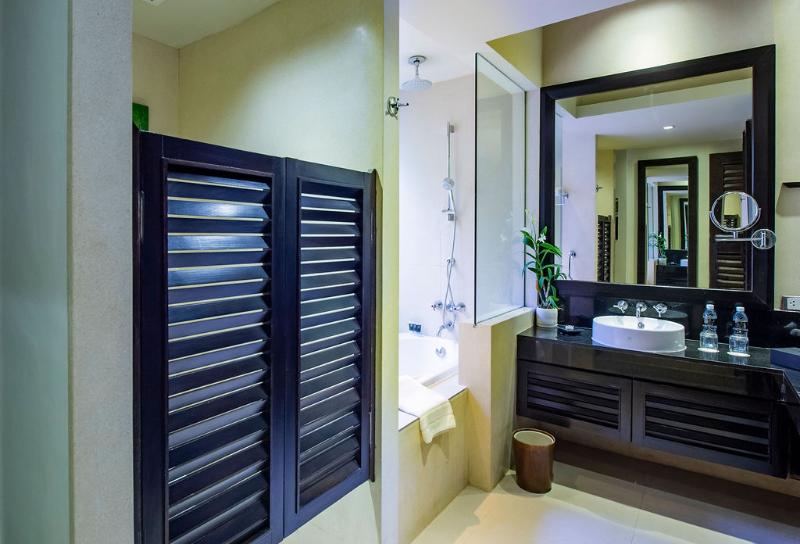Impiana Resort Patong Phuket - Oda
