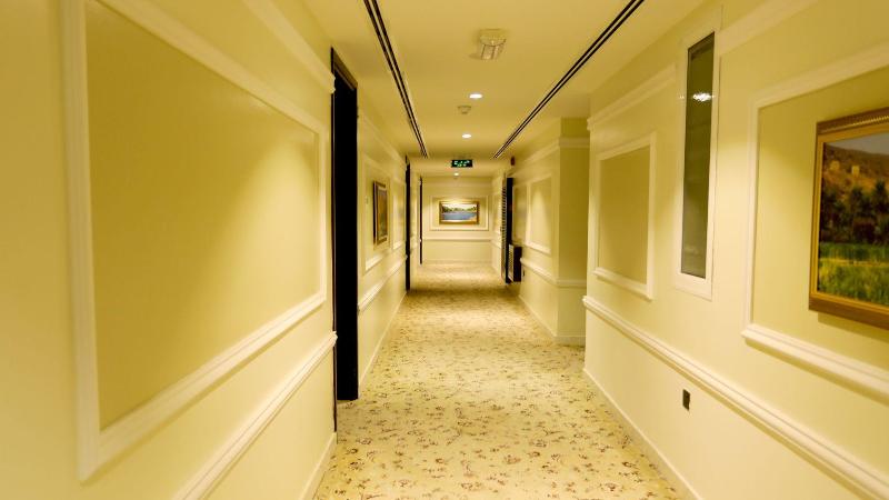 Remas Hotel Suites - Lobi