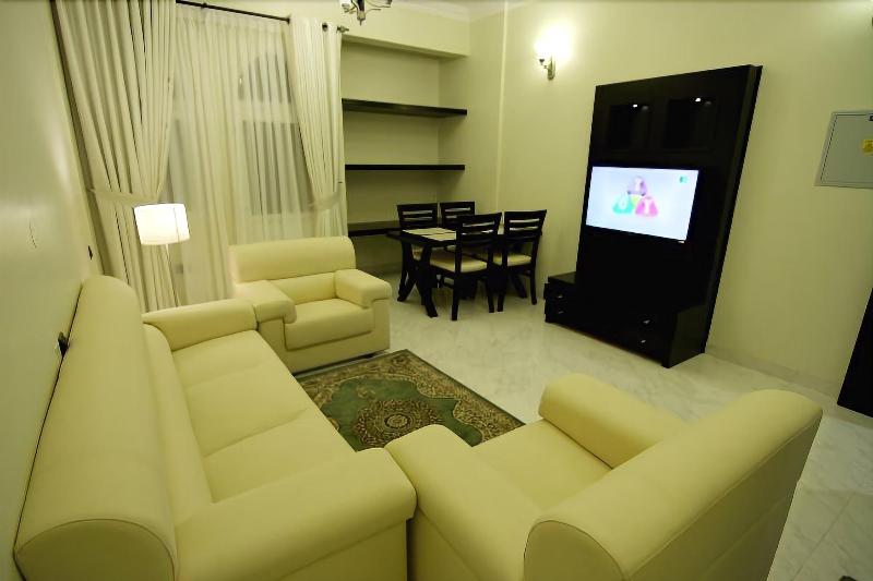 Remas Hotel Suites - Oda