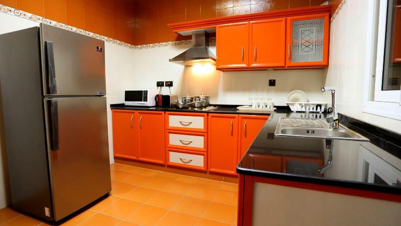 Remas Hotel Suites - Oda