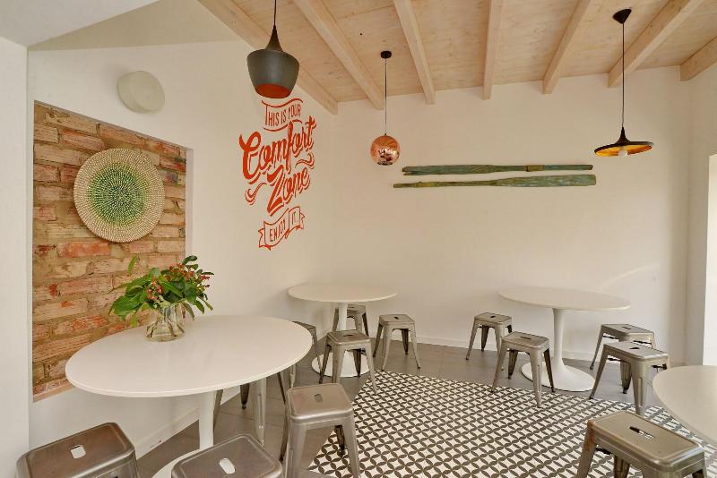 Son Of A Beach Hostel - Restoran