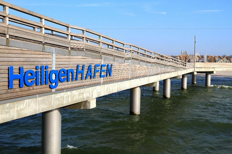 Hafenhotel Meereszeiten - Genel
