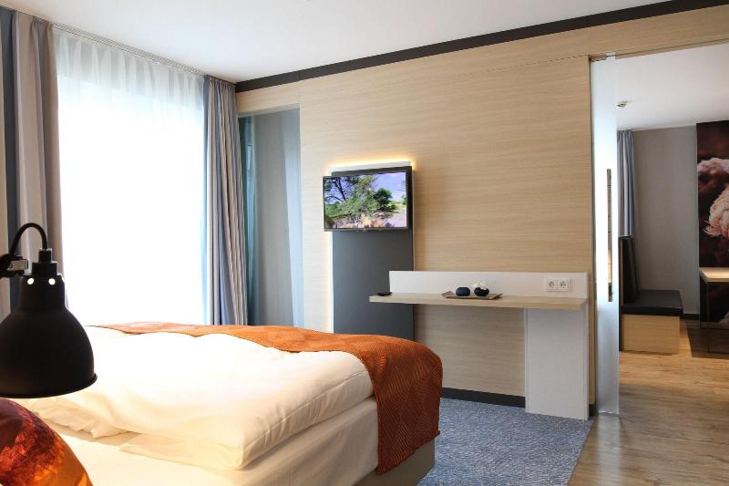 Hafenhotel Meereszeiten - Oda