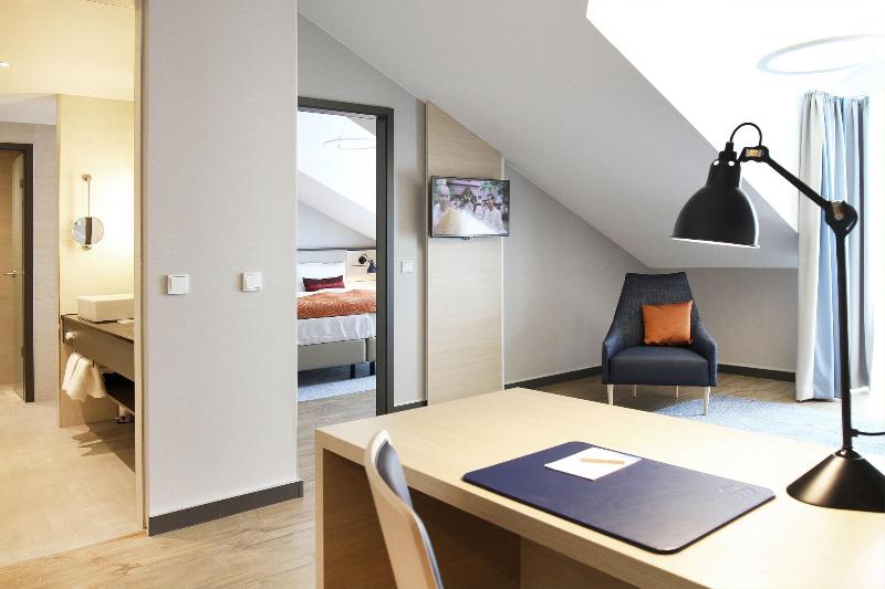 Hafenhotel Meereszeiten - Oda
