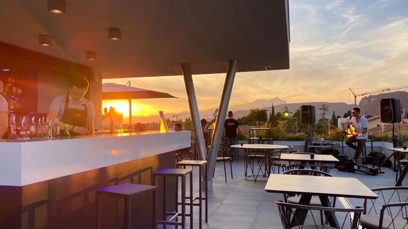 Solho - Bar