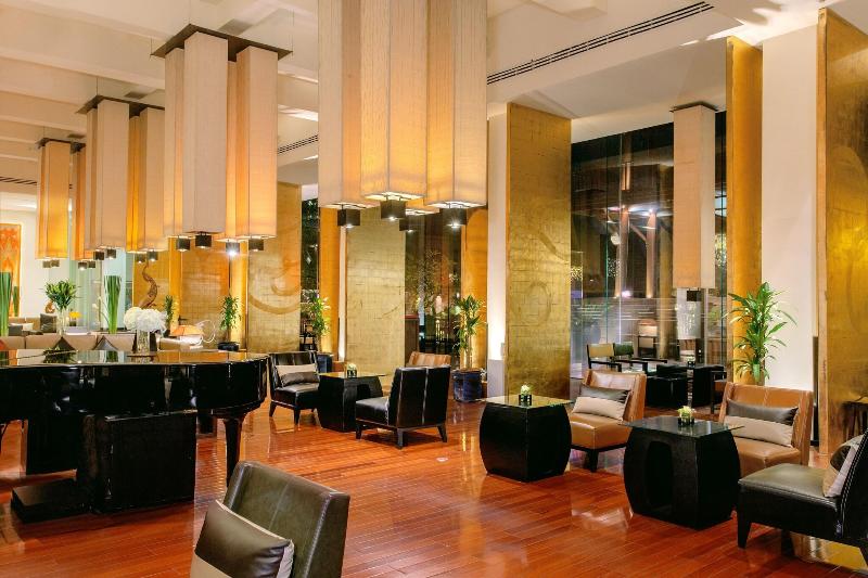 Ramada Plaza by Wyndham Bangkok Menam Riverside - Lobi