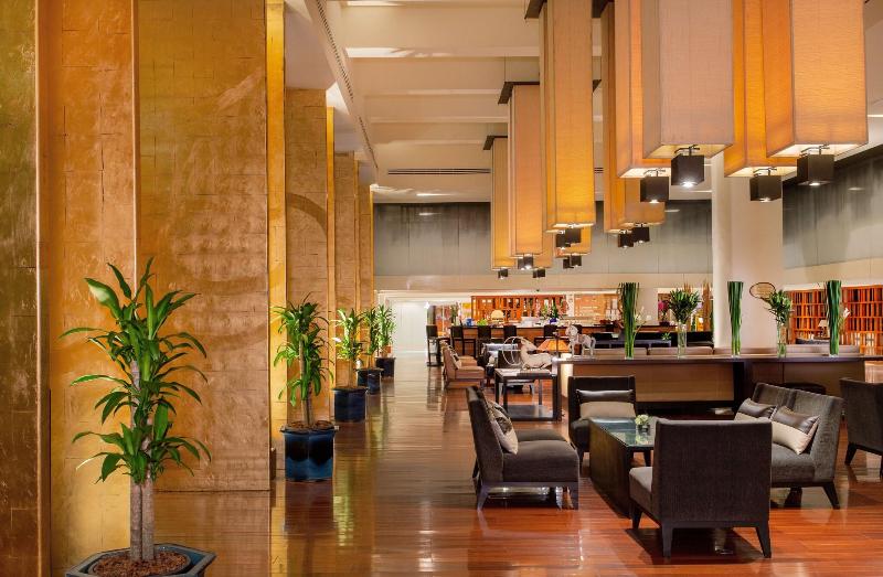 Ramada Plaza by Wyndham Bangkok Menam Riverside - Lobi