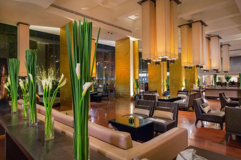 Ramada Plaza by Wyndham Bangkok Menam Riverside - Lobi