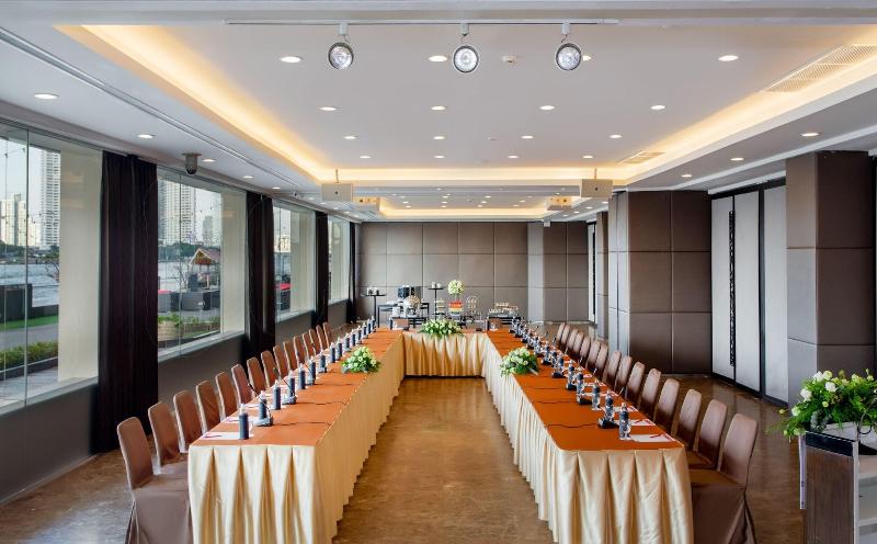 Ramada Plaza by Wyndham Bangkok Menam Riverside - Toplantı