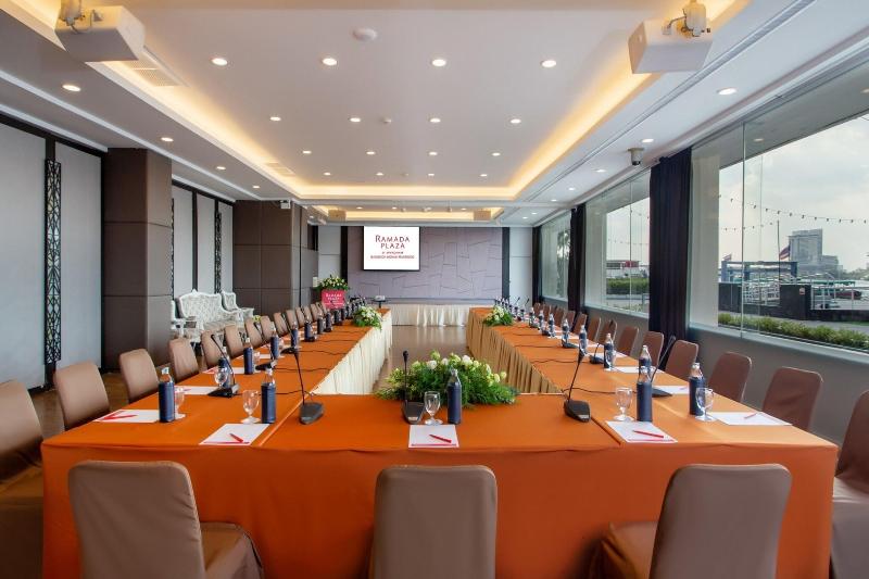 Ramada Plaza by Wyndham Bangkok Menam Riverside - Toplantı