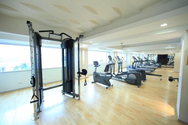 Ramada Plaza by Wyndham Bangkok Menam Riverside - Aktivite