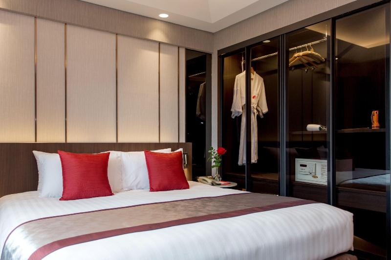 Ramada Plaza by Wyndham Bangkok Menam Riverside - Oda
