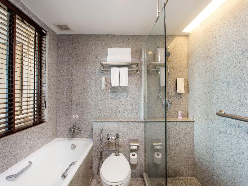 Ramada Plaza by Wyndham Bangkok Menam Riverside - Oda
