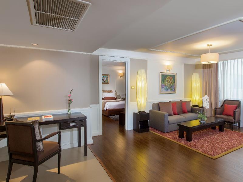 Ramada Plaza by Wyndham Bangkok Menam Riverside - Oda
