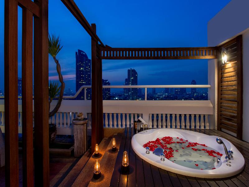 Ramada Plaza by Wyndham Bangkok Menam Riverside - Oda